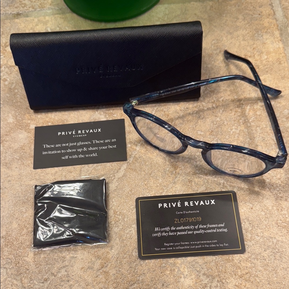 Prive Revaux Readers 3.50 Blue Light Blocking Glasses w Case Blue
